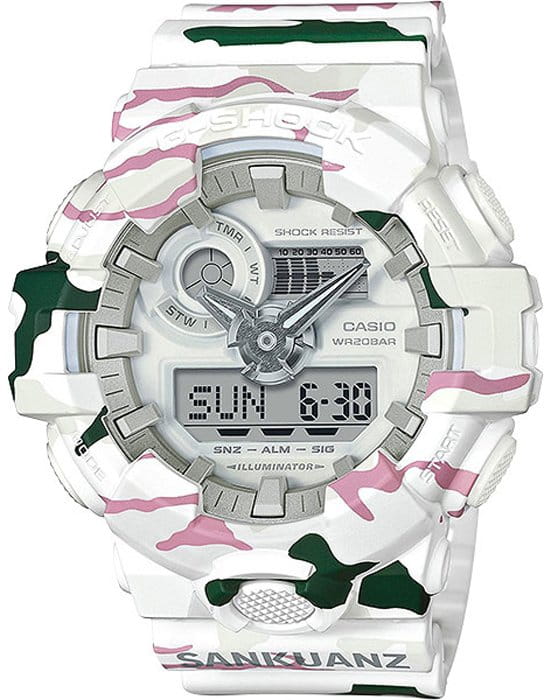 Casio Casio G-Shock GA-700SKZ-7A GA-700 GA-700SKZ-7A электронные мужские часы белый циферблат, браслет пластик — вид спереди